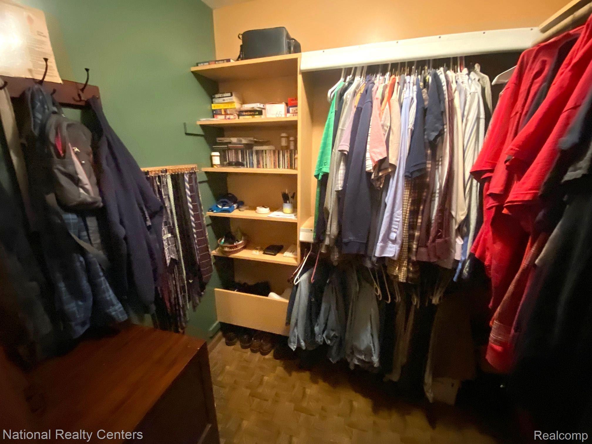 9020 Crouse Road Howell, MI 48855 - Photo 18 of 39 Gallery Image 18