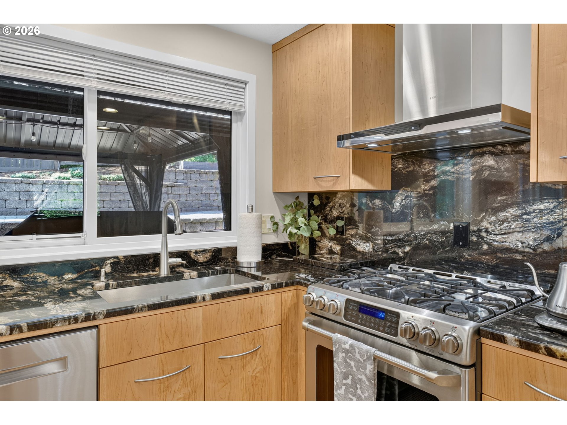 3165 Southwest Raleighview Drive Portland, OR 97225 - Photo 16 of 48 Gallery Image 16