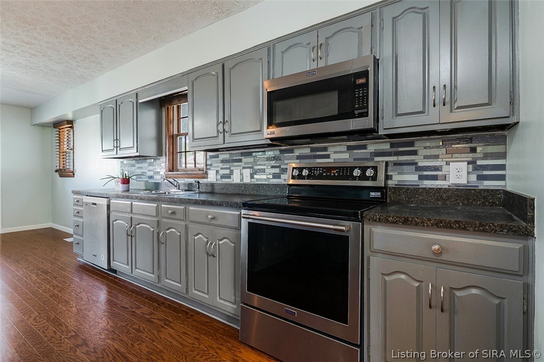 1614 Slate Run Road New Albany, IN 47150 - Photo 16 of 59 Gallery Image 16