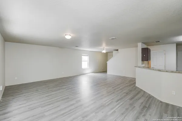 $1,870 | 2727 Majestic Drive, San Antonio, TX 78228