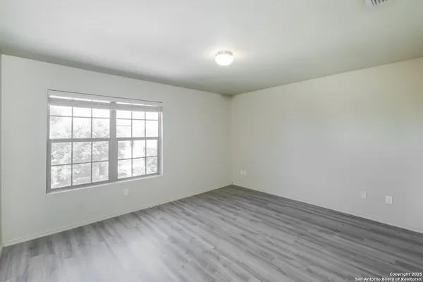 $1,870 | 2727 Majestic Drive, San Antonio, TX 78228