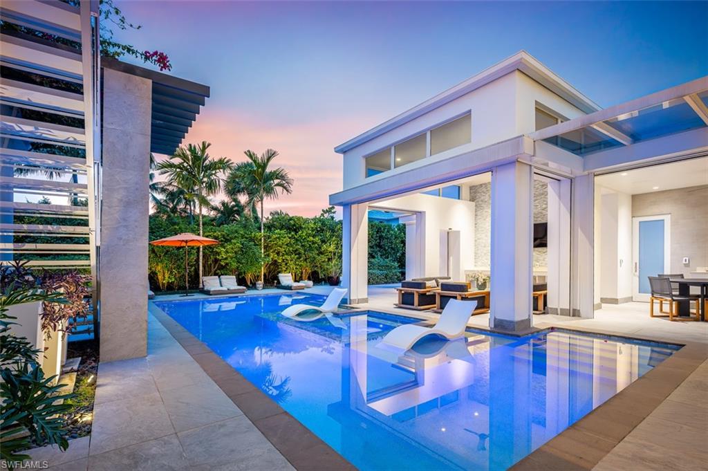 1531 Nautilus Road Naples, FL 34102 - Photo 2 of 49 Gallery Image 2