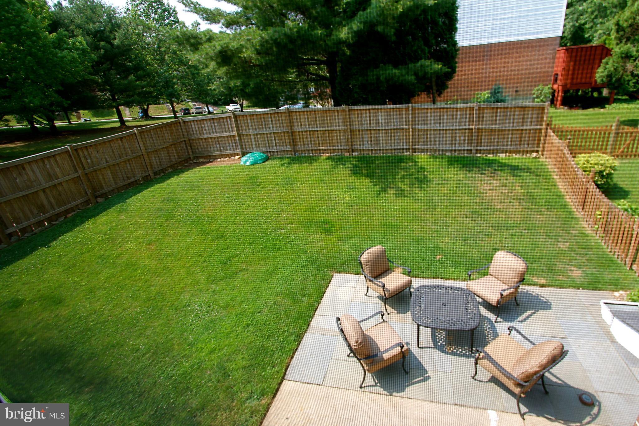 2615 Pearwood Road Baltimore, MD 21234 - Photo 16 of 26 Fully fenced rear