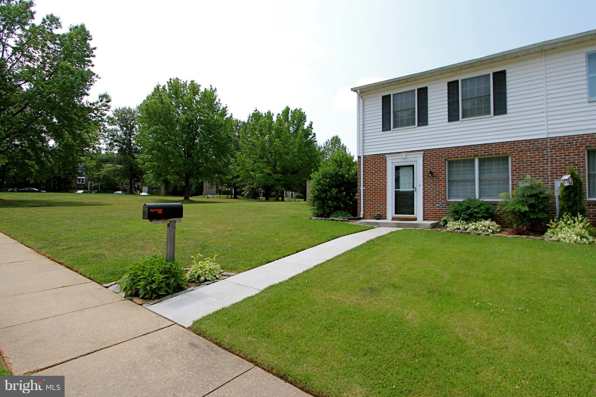 2615 Pearwood Road Baltimore, MD 21234 - Photo 22 of 26 Brick and siding!
