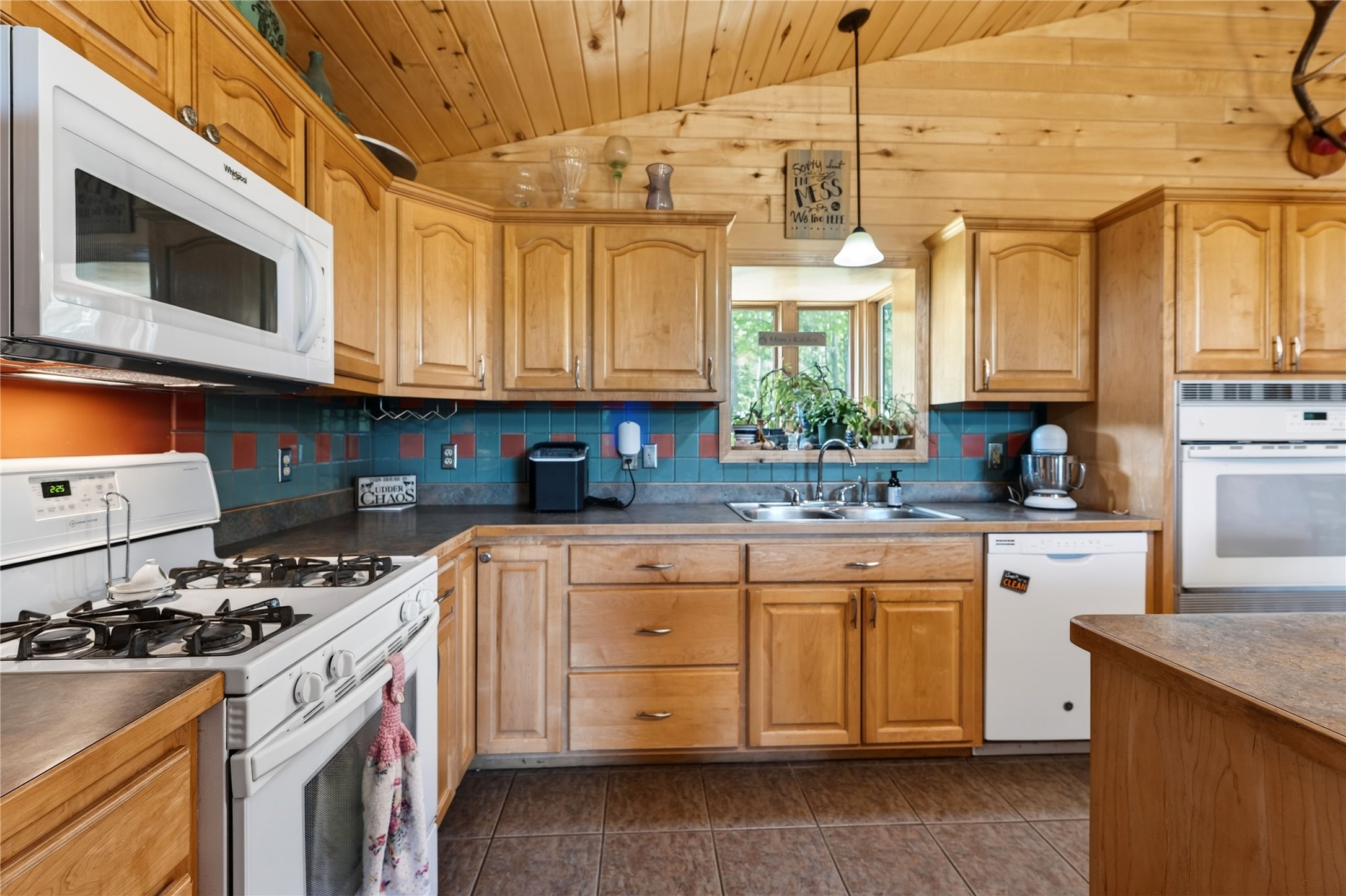 6105 North Fred Tripp Road Road Springbrook, WI 54875 - Photo 11 of 47