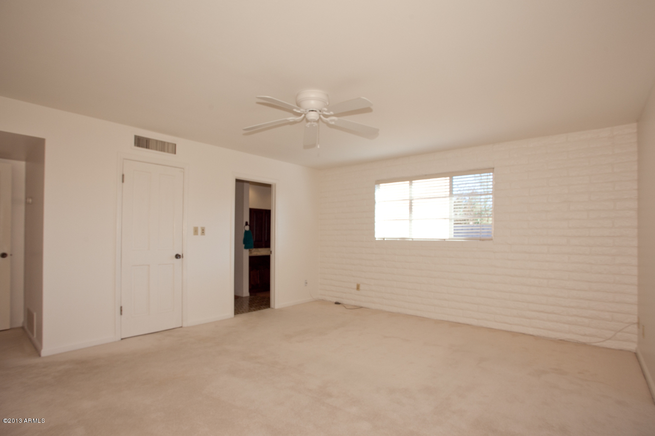 4034 East Rancho Drive Phoenix, AZ 85018 - Photo 17 of 38 MasterBedroom