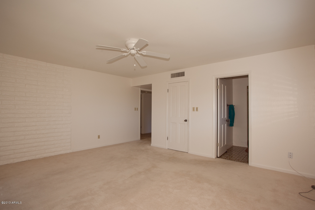 4034 East Rancho Drive Phoenix, AZ 85018 - Photo 18 of 38 MasterBedroom