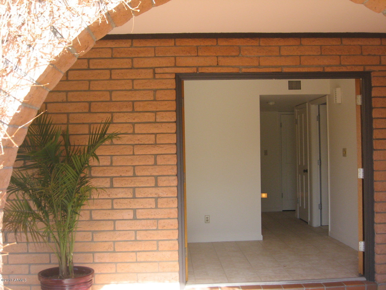4034 East Rancho Drive Phoenix, AZ 85018 - Photo 7 of 38