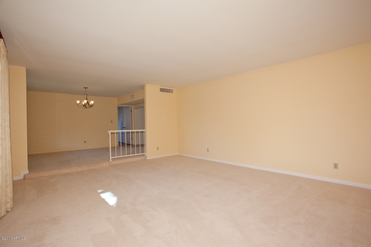 4034 East Rancho Drive Phoenix, AZ 85018 - Photo 9 of 38 a view of empty room