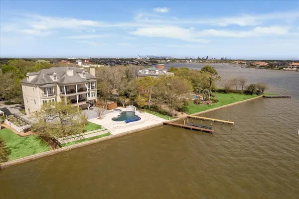 $2,250,000 | 1406 Spring Cress Lane, Seabrook, TX 77586