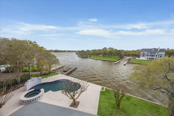 $2,250,000 | 1406 Spring Cress Lane, Seabrook, TX 77586