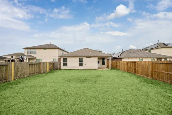 $2,200 | 5806 Acacia Rose Court, Richmond, TX 77407