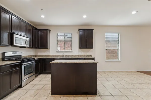 $2,200 | 5806 Acacia Rose Court, Richmond, TX 77407