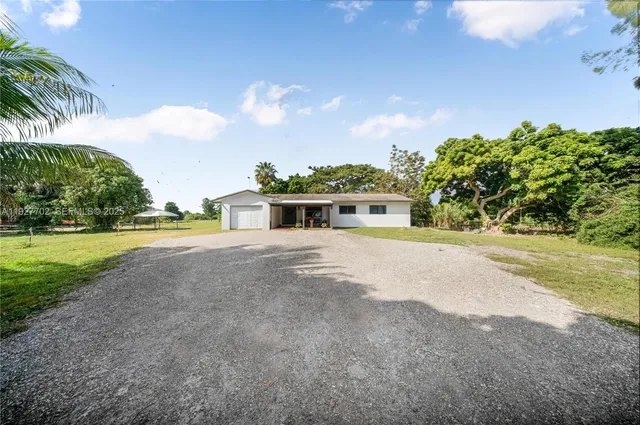 $1,127,001 | 12900 Southwest 202nd Avenue, Miami, FL 33196