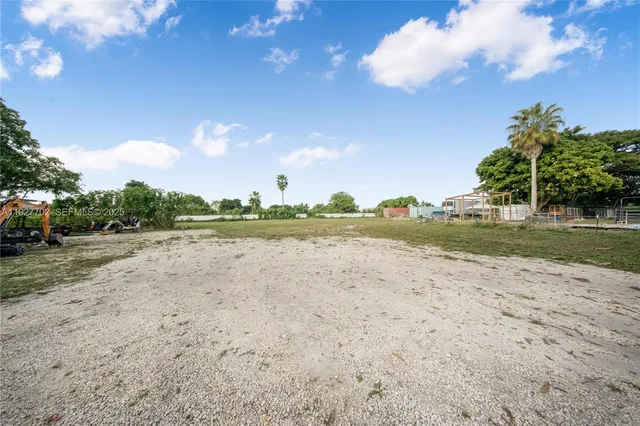 $1,127,001 | 12900 Southwest 202nd Avenue, Miami, FL 33196
