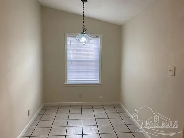 $2,000 | 1405 Watson Avenue, Pensacola, FL 32503