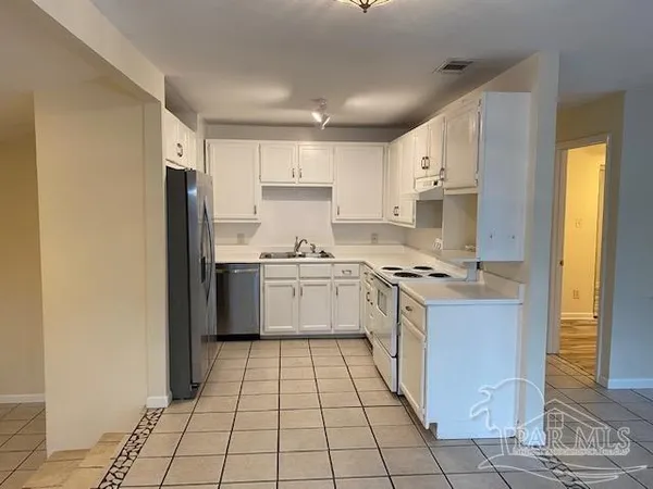 $2,000 | 1405 Watson Avenue, Pensacola, FL 32503