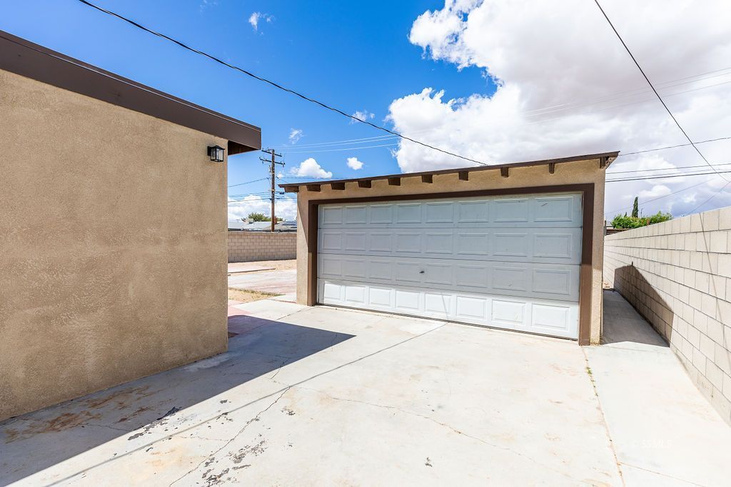 317 North Norma Street Ridgecrest, CA 93555 - Photo 23 of 24