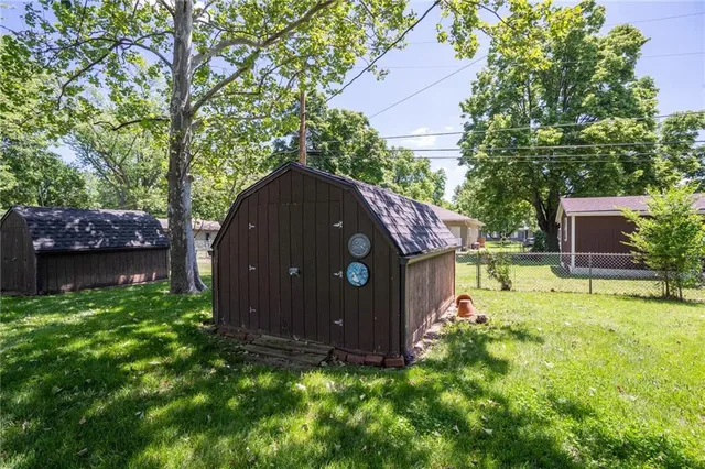 $289,000 | 506 North Pine Street, Garnett, KS 66032