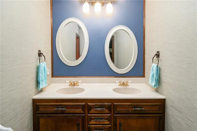 $289,000 | 506 North Pine Street, Garnett, KS 66032