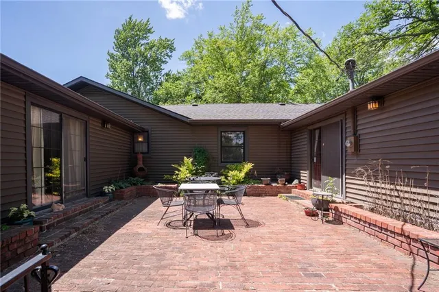 $289,000 | 506 North Pine Street, Garnett, KS 66032