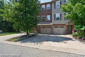 $229,900 | 1617 Red Hickory Court, Howell, MI 48855