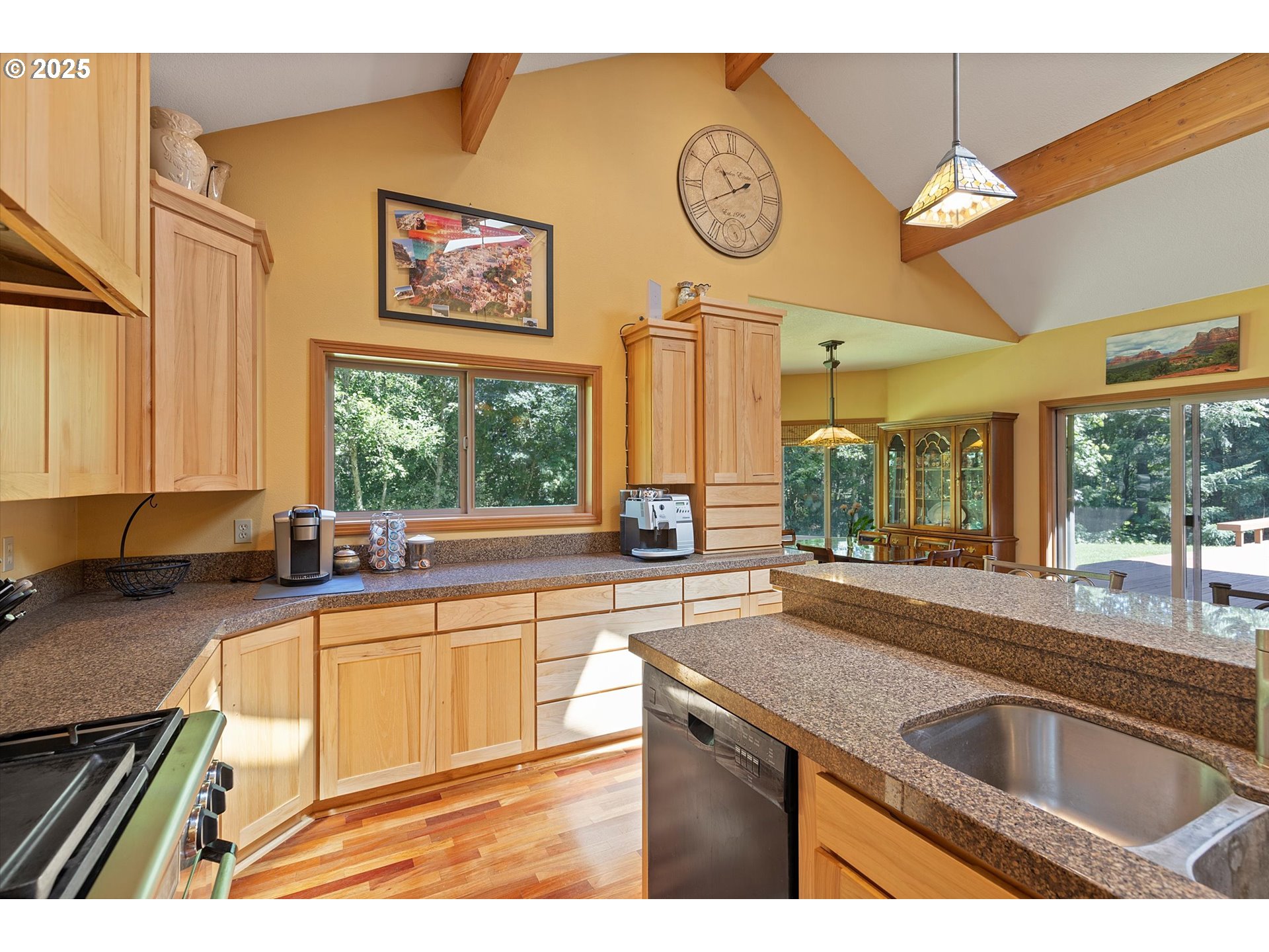 20898 Southwest McCormick Hill Road Hillsboro, OR 97123 - Photo 16 of 48 Kitchen