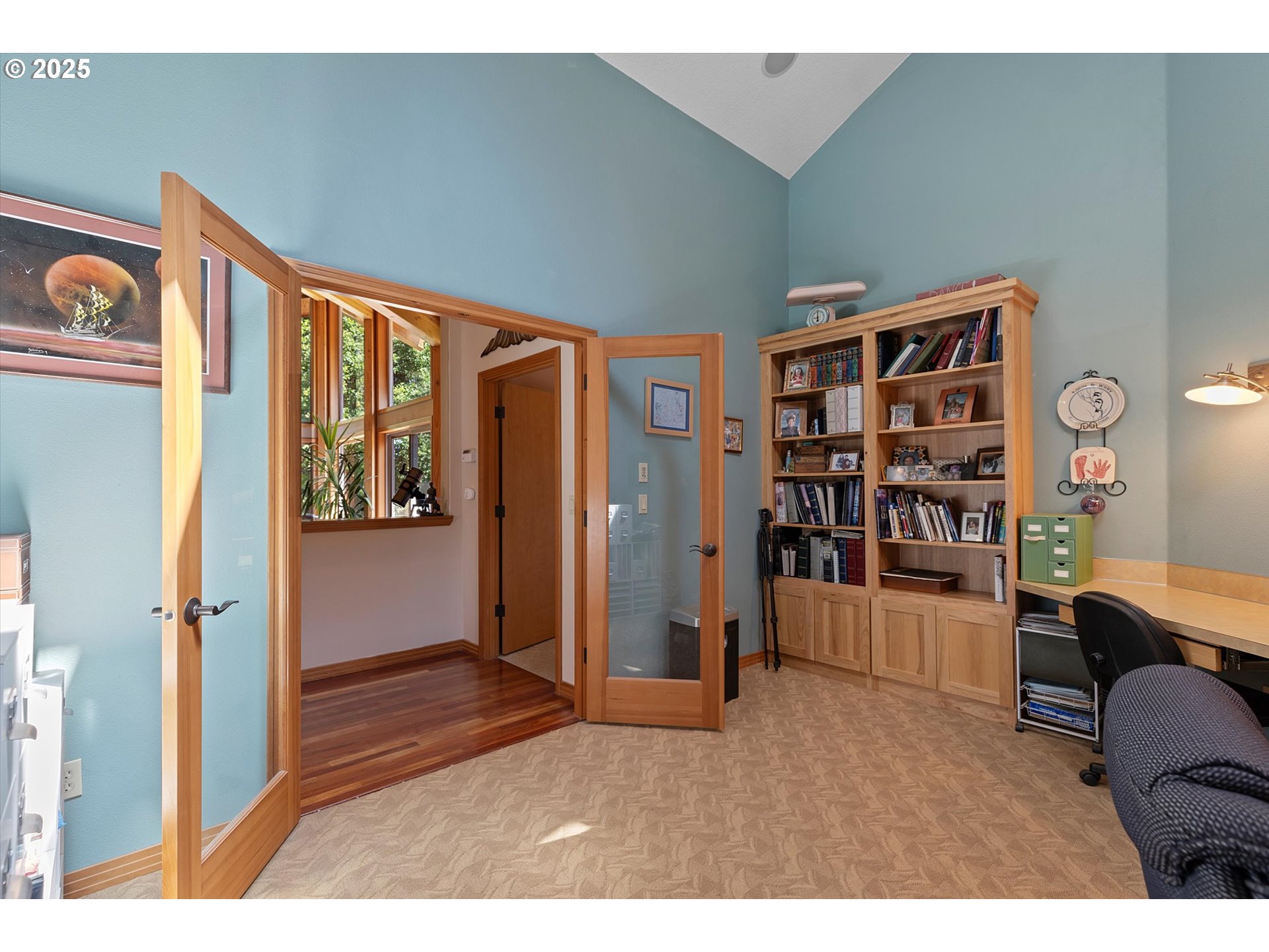 20898 Southwest McCormick Hill Road Hillsboro, OR 97123 - Photo 22 of 48 Study