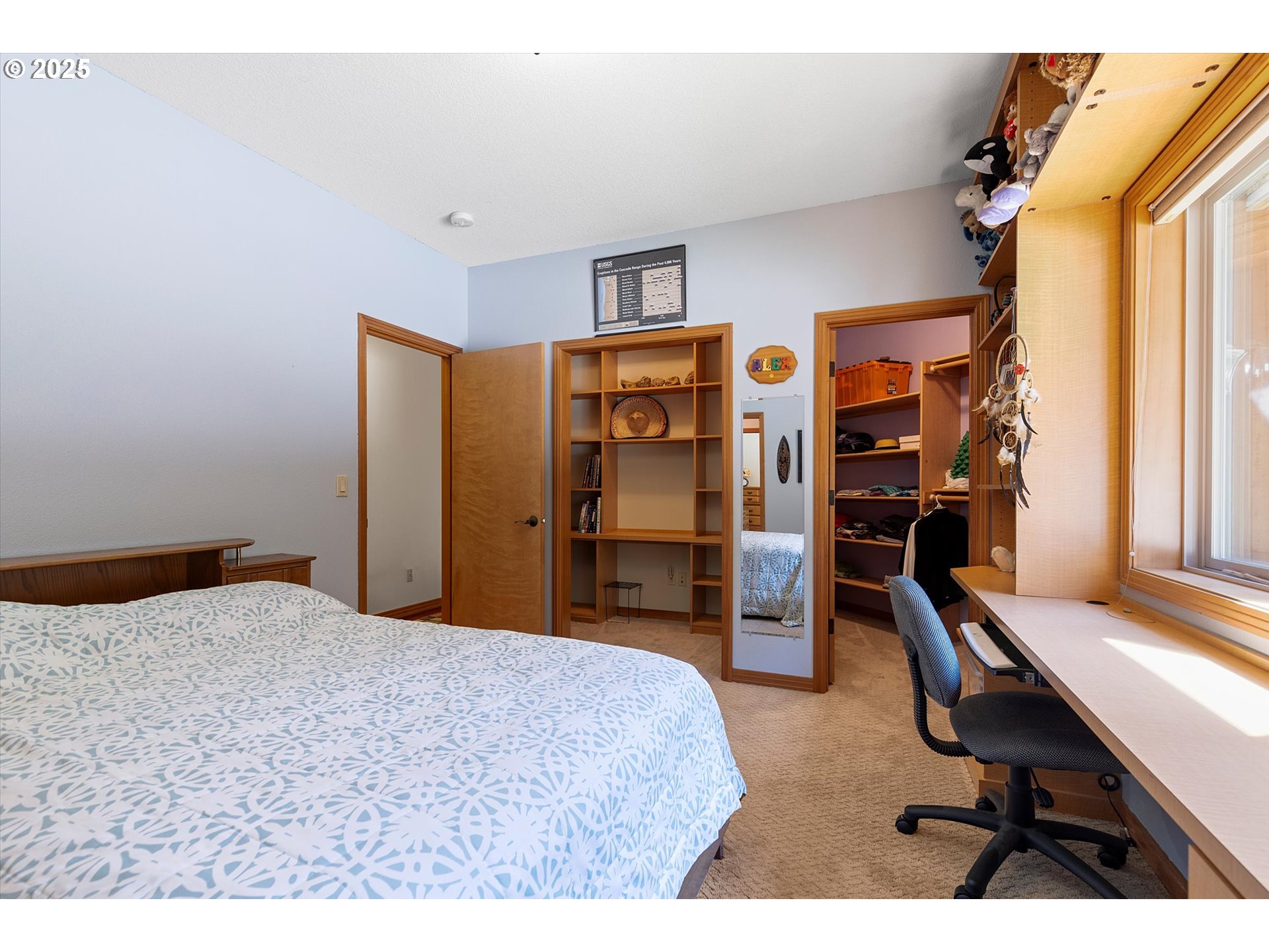 20898 Southwest McCormick Hill Road Hillsboro, OR 97123 - Photo 30 of 48 Bedroom