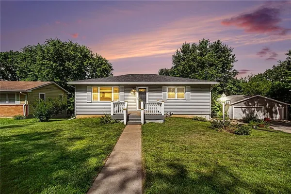 $245,900 | 5808 Pleasant Avenue, St. Joseph, MO 64503