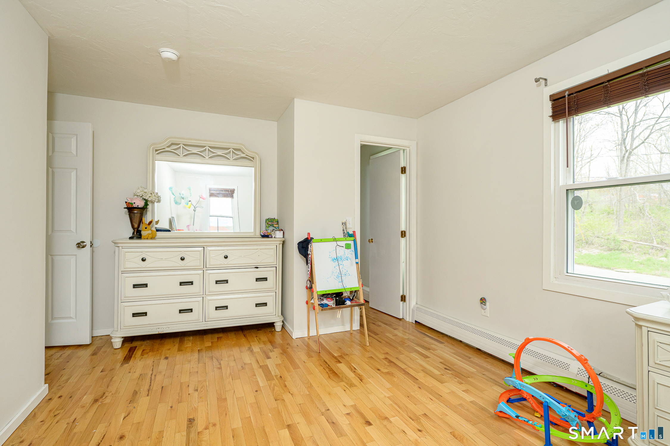 221 Quasset Road Pomfret, CT 06259 - Photo 21 of 40