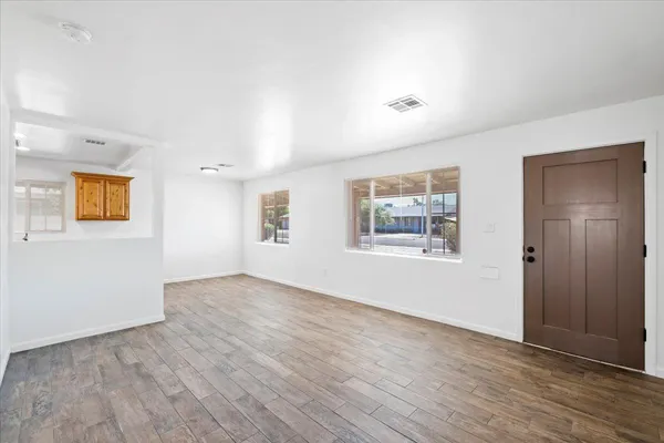 $3,700 | 528 West 18th Street, Tempe, AZ 85281