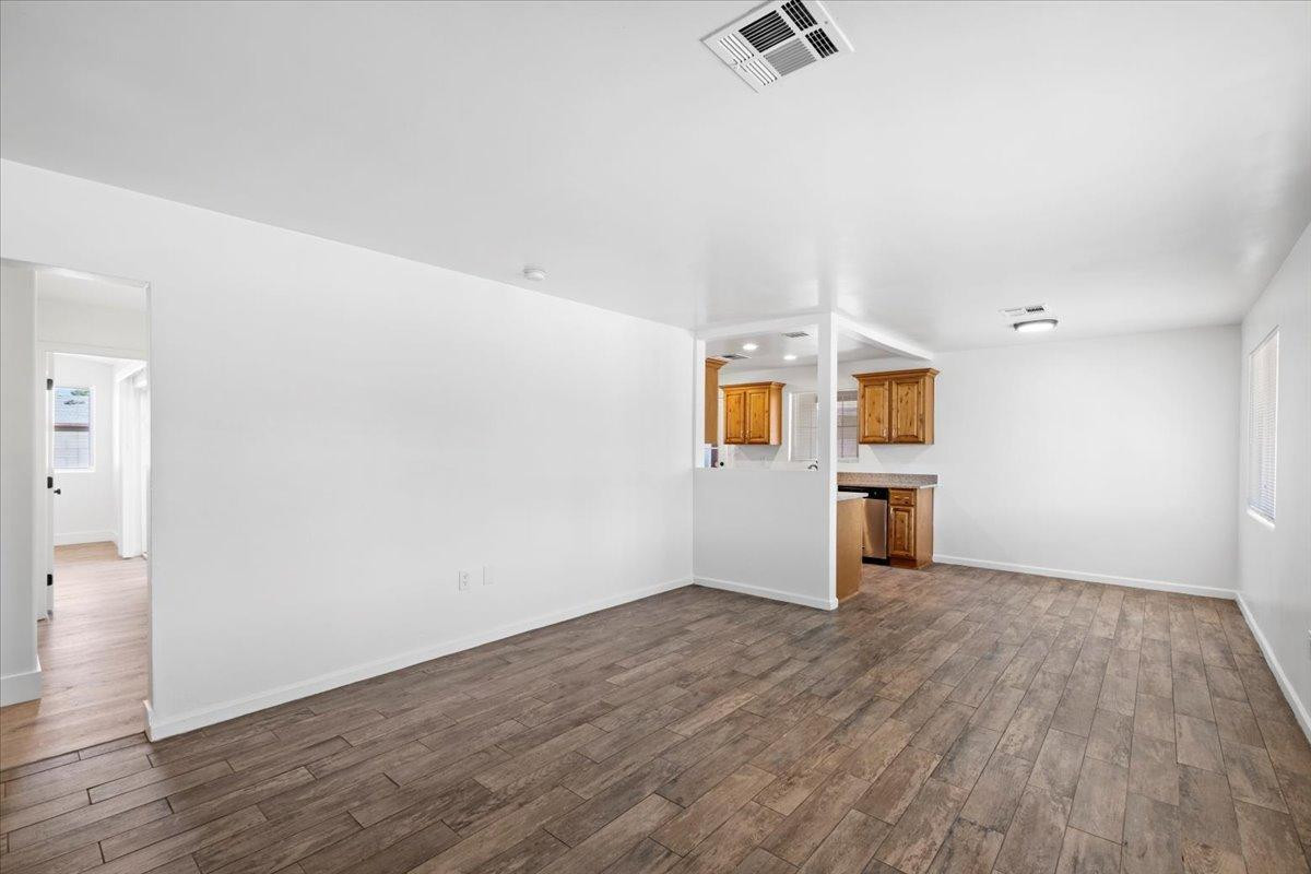 528 West 18th Street Tempe, AZ 85281 - Photo 4 of 22 Photo #4