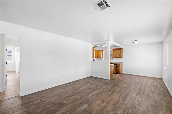 $3,700 | 528 West 18th Street, Tempe, AZ 85281