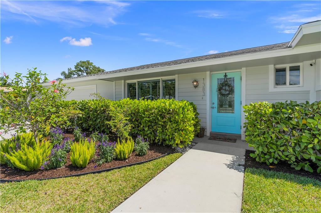 1383 Northwest Spruce Ridge Drive Stuart, FL 34994 - Photo 2 of 48 Gallery Image 2