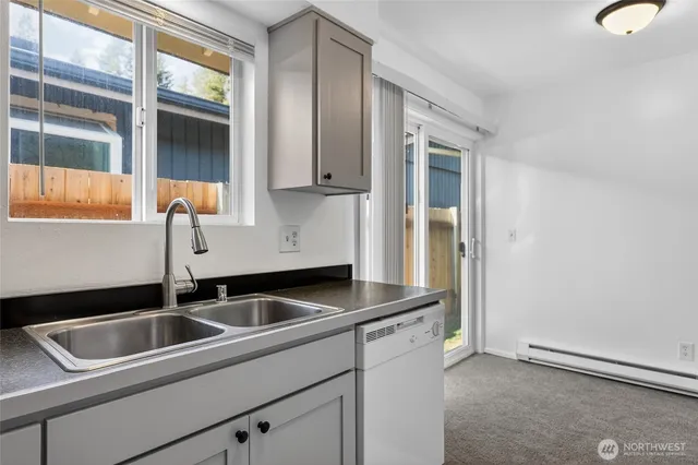 $620,000 | 209 76th Street Southeast, Everett, WA 98203