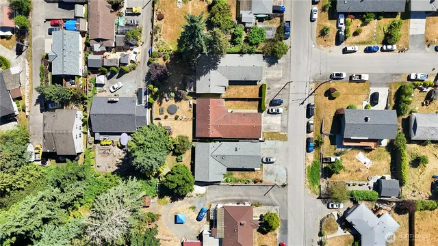 $620,000 | 209 76th Street Southeast, Everett, WA 98203