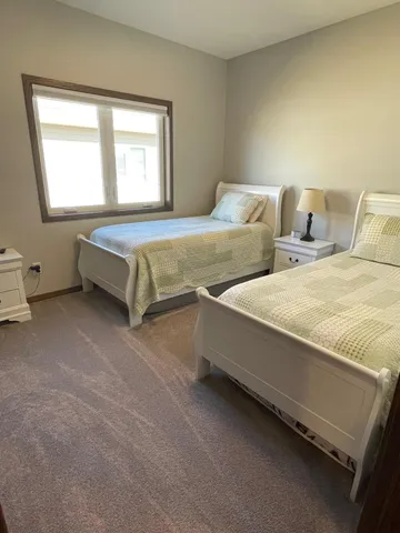 $492,500 | 1975 White Oak Lane Northeast, Owatonna, MN 55060