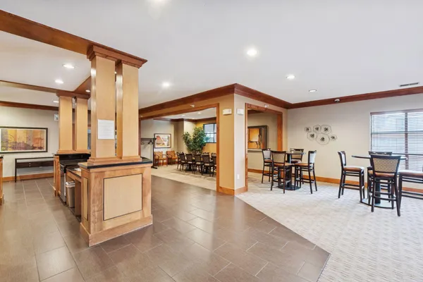 $194,900 | 13560 Technology Dr., Unit 1104, Eden Prairie, MN 55344