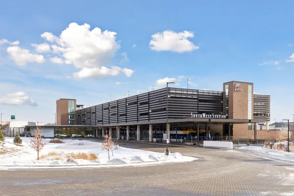 $194,900 | 13560 Technology Dr., Unit 1104, Eden Prairie, MN 55344