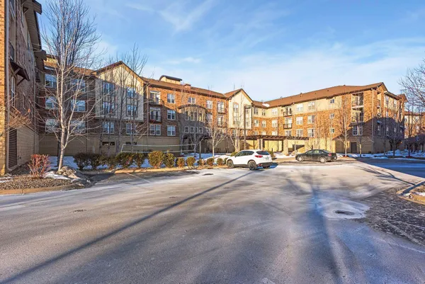 $194,900 | 13560 Technology Dr., Unit 1104, Eden Prairie, MN 55344