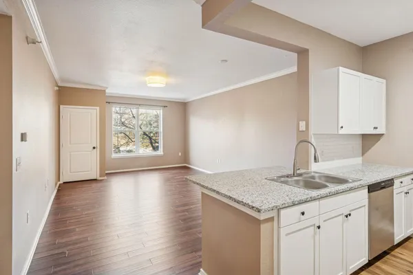 $194,900 | 13560 Technology Dr., Unit 1104, Eden Prairie, MN 55344