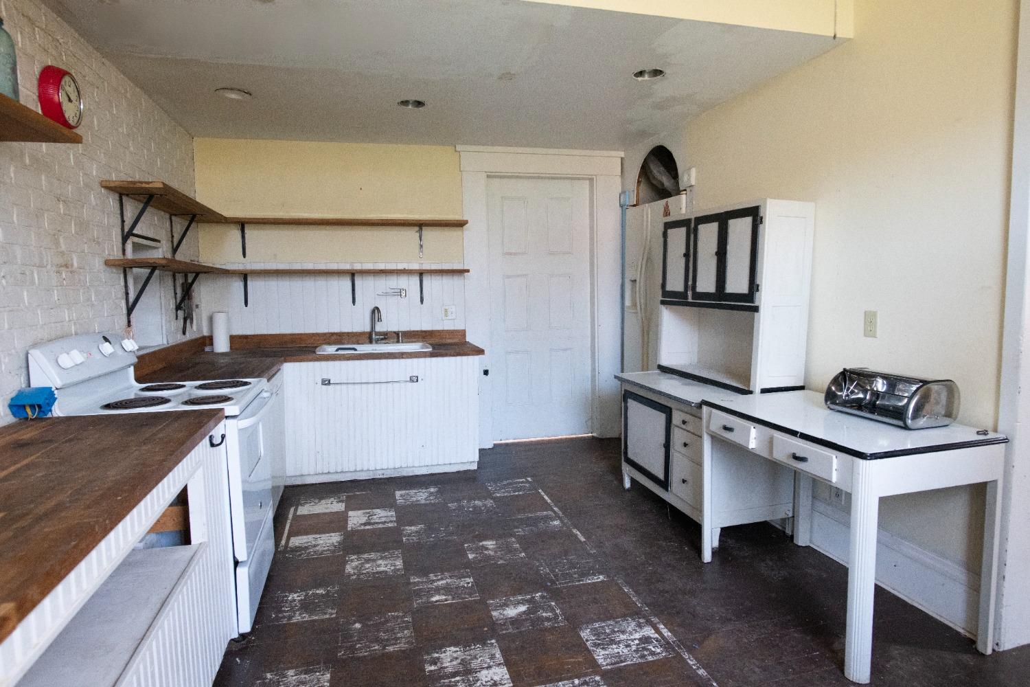 7174 Hartford Pike Aurora, IN 47001 - Photo 19 of 39