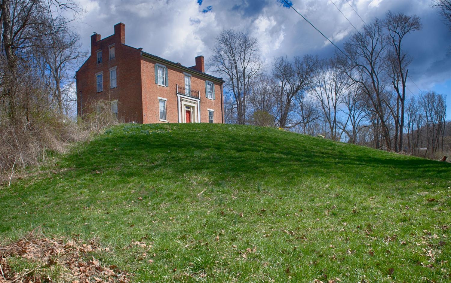 7174 Hartford Pike Aurora, IN 47001 - Photo 3 of 39