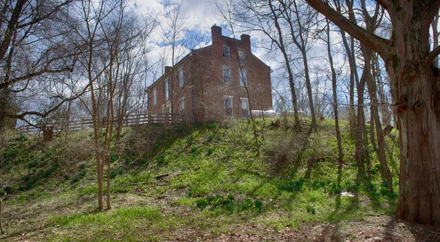 $379,000 | 7174 Hartford Pike, Aurora, IN 47001