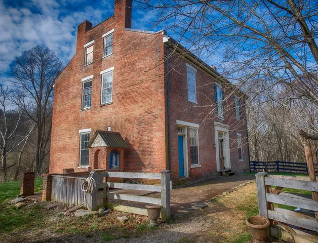 $379,000 | 7174 Hartford Pike, Aurora, IN 47001