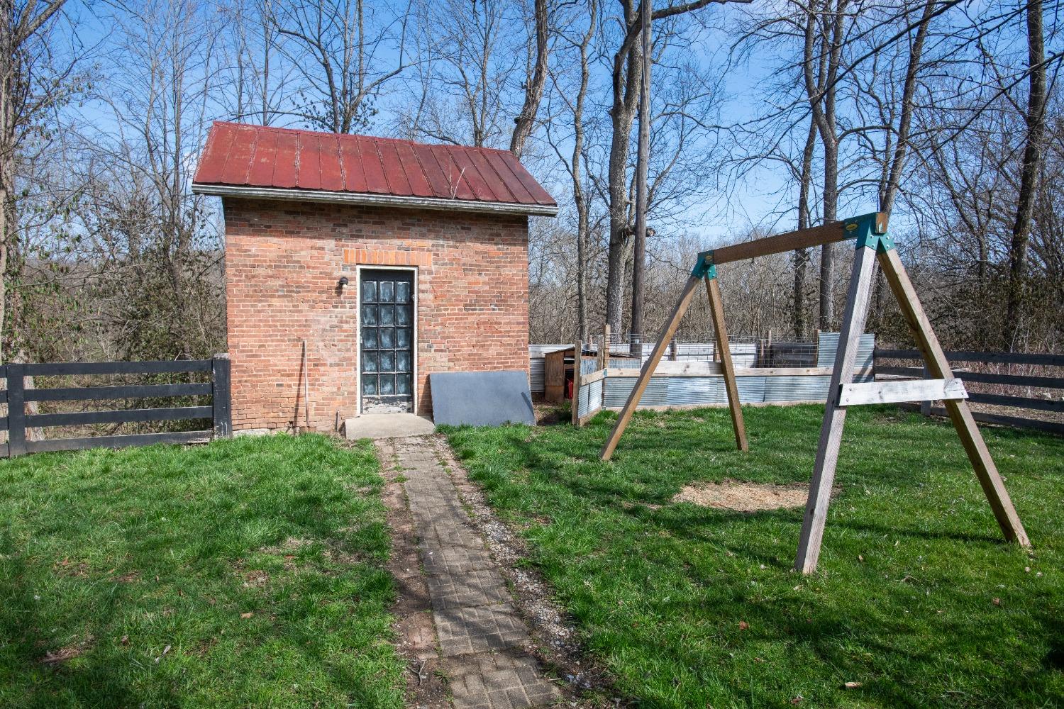 7174 Hartford Pike Aurora, IN 47001 - Photo 7 of 39