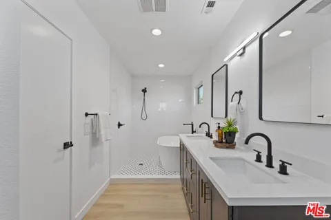 $1,424,900 | 357 Cornwell Street, Los Angeles, CA 90033