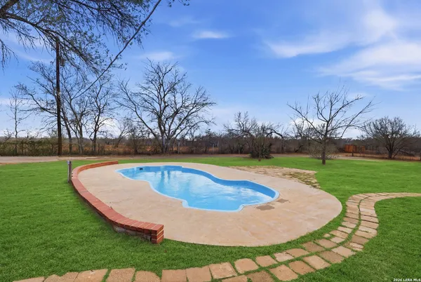 $580,000 | 13040 Tomlynn, Atascosa, TX 78002