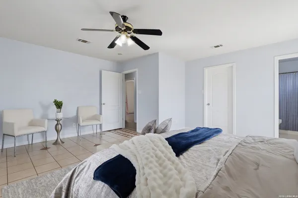 $569,999 | 13040 Tomlynn, Atascosa, TX 78002